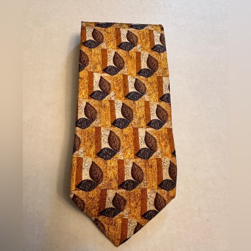 Ermenegildo Zegna Tie Gold Brown Rust Leaves 100% Silk Made In Italy 3 3/4"‎